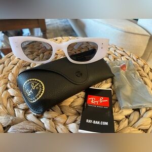 NEW Kat Bio-Based Ray-Ban sunglasses